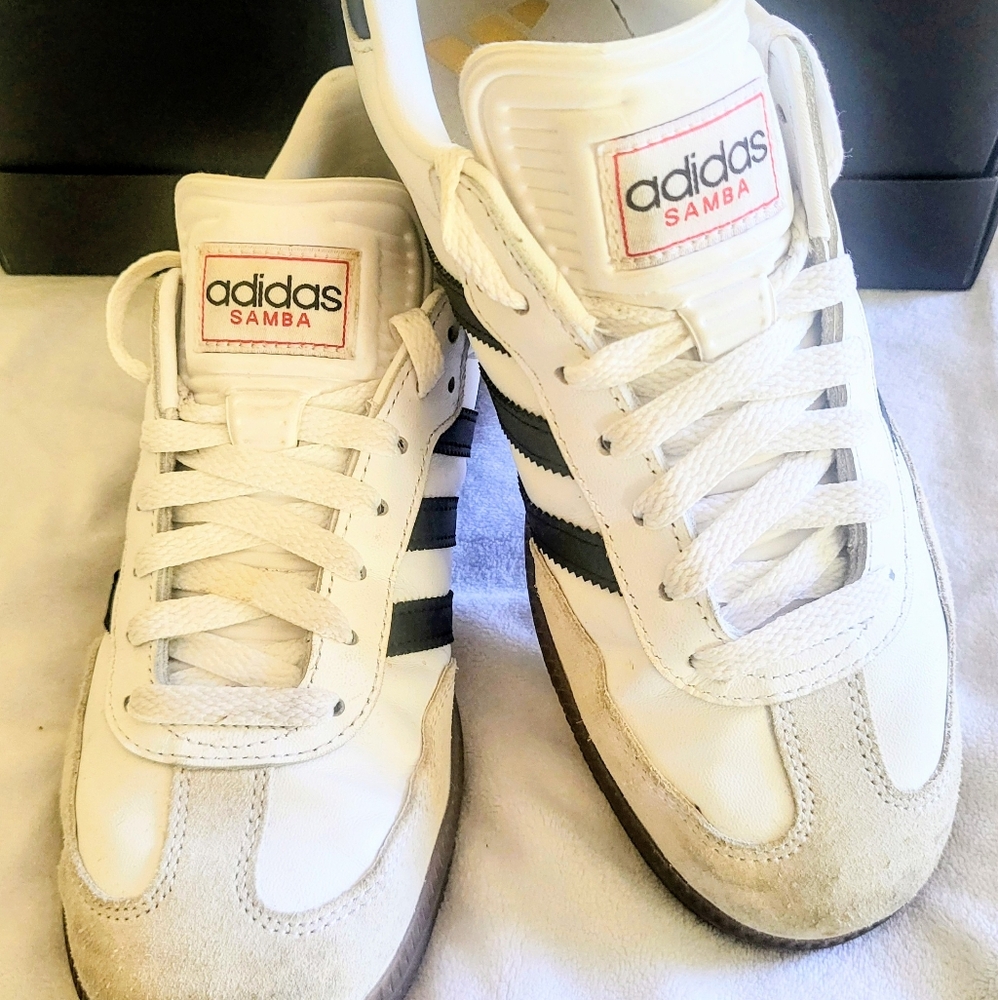 ADIDAS Samba - White and Black Athletic Shoes 7.5